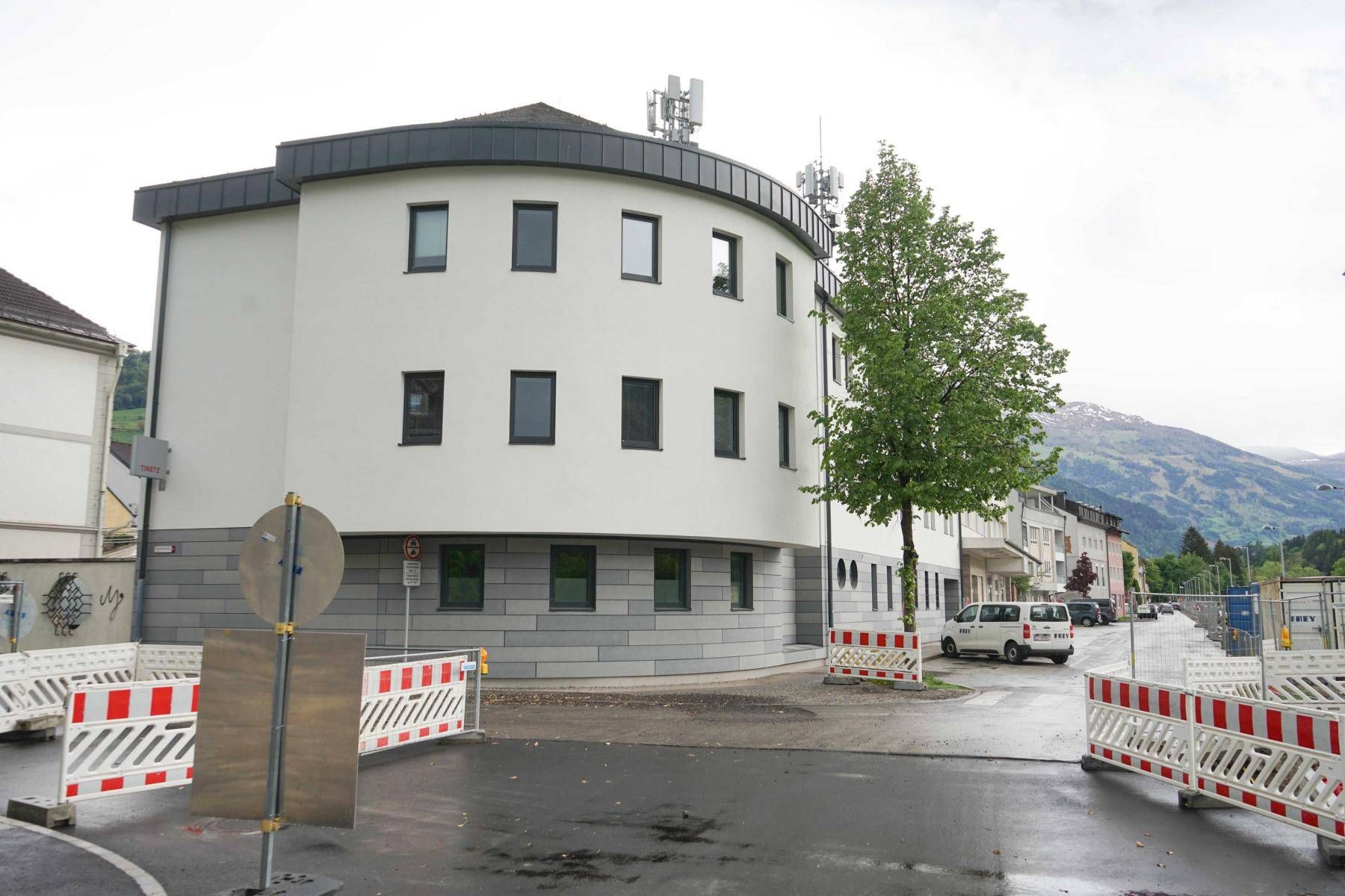 Stra&szlig;ensperre Iselweg zwischen Iselsteg und F&auml;rbergasse Foto: Stadt Lienz/Bernd Lenzer