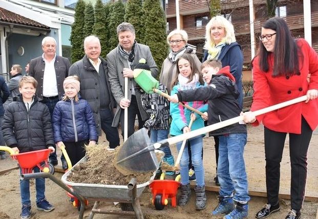 Baustart f&uuml;r das Bildungszentrum Ost 