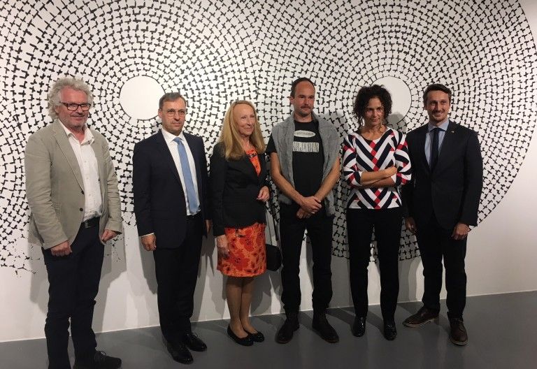 Benjamin Zanon zeichnet &bdquo;Punktuelle Welten&ldquo;