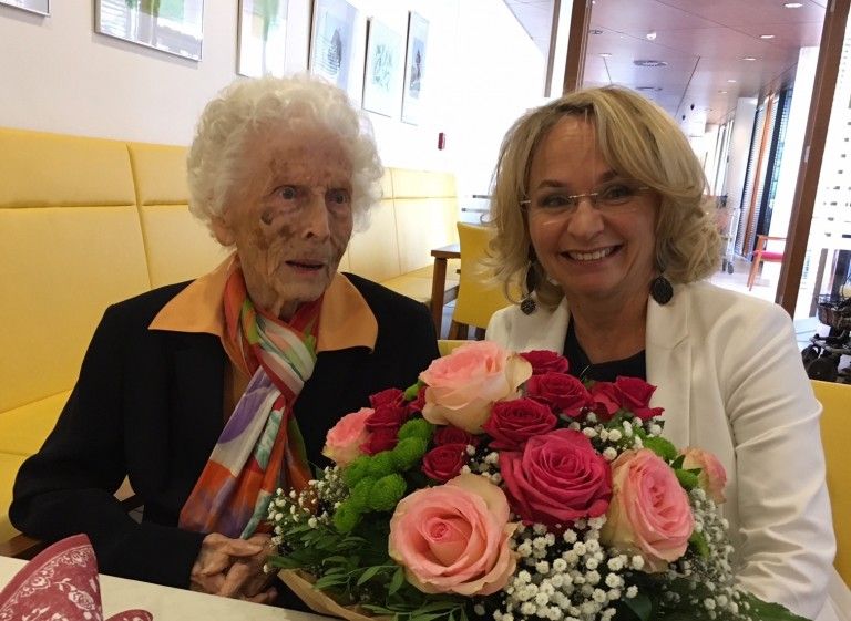100j&auml;hrige Jubilarin im Wohn- und Pflegeheim Lienz