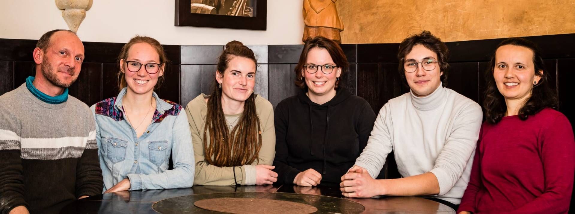Der Vereinsvorstand von BeKu: v.l.: Alfred Baumgartner, Anja Bla&szlig;nig, Katharina Pichler, Obfrau Andrea Schneeberger, Simon Ellmer, Bettina Troyer, Foto: Beku