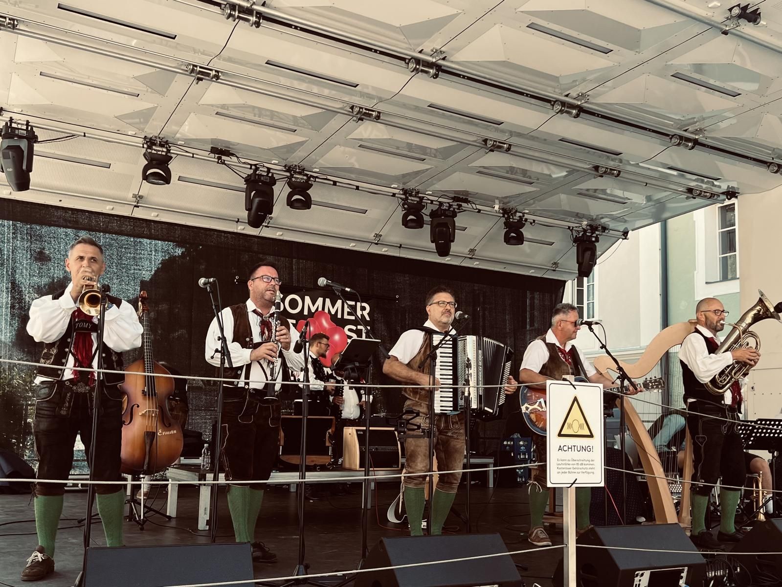 RO-Live-Fr&uuml;hschoppen am Sonntag Foto: Obermoser
