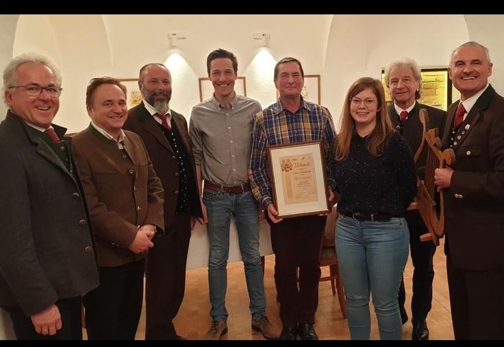 Franz Hubmann zum Ehrenmitglied gek&uuml;rt