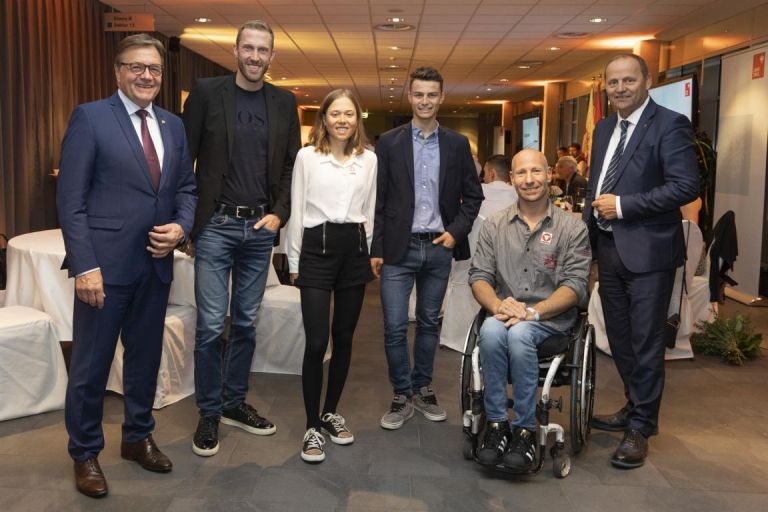 Empfang zu Ehren der erfolgreichen Tiroler Sportfamilie