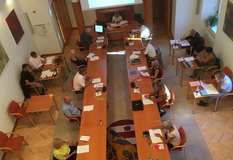 &Ouml;VP beantragt Grundkauf und Blanik spricht Klartext