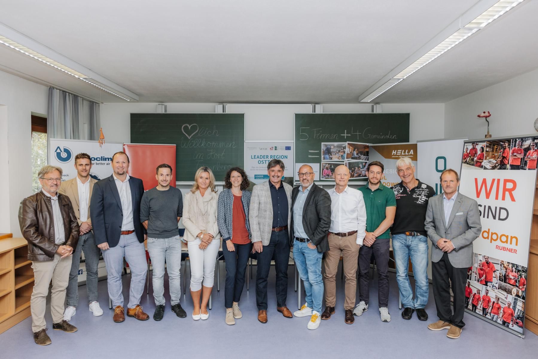 Projektbeteiligte (v.l.n.r): Bgm. Georg Hofmann, Philipp Schlemmer &ndash; RMO, Domenik Ebner-Euroclima, Manuel Ploner &ndash; Loacker, Sabine Bodner - OK-Zentrum, Mirjam Reith &ndash; RMO, Dietmar Ruggenthaler &ndash; Obmann PV 34, Andreas Kraler &ndash; HELLA, Thomas Schmidt - E.G.O