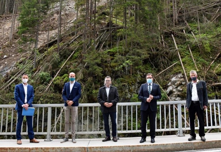 Zwei neue Galerien auf der L 25 Defereggentalstra&szlig;e