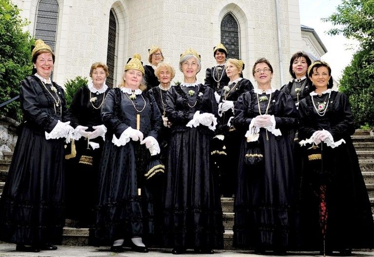 Volkskultur und Auswanderer auf Schloss M&ouml;derndorf