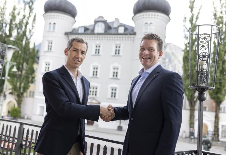 Round table Kunstversteigerung am 30.7. im Heizhaus