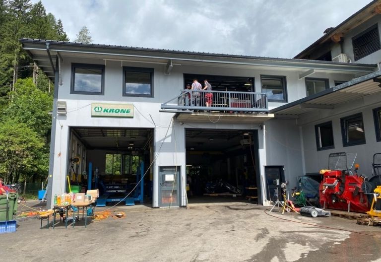 Nach Gro&szlig;brand geht Betrieb weiter