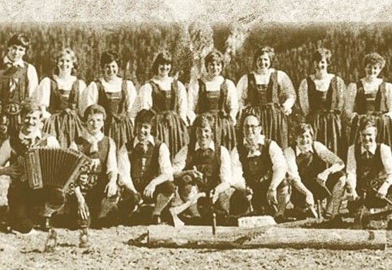 1. Mai, Anras: Auf a Tanzl wie früher