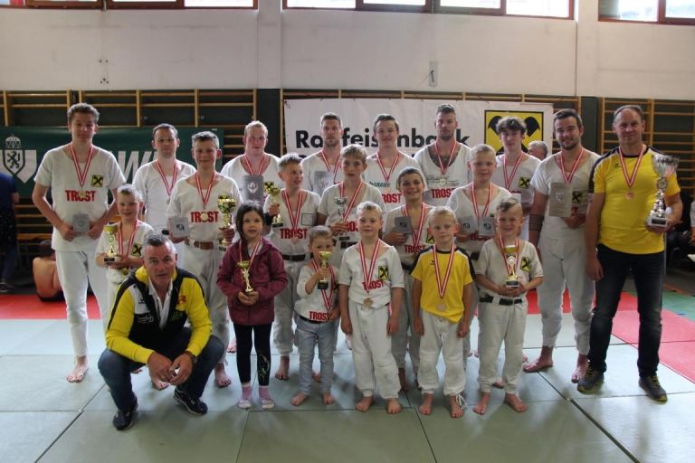 Sechs Tiroler Meistertitel f&uuml;r Osttiroler Ranggler