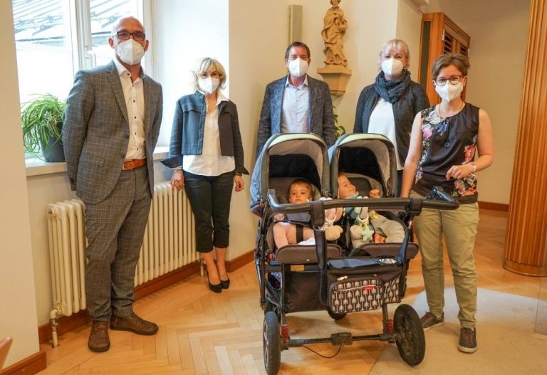 Hilfe f&uuml;r Eltern durch mobile Intensiv-Krankenpflege f&uuml;r Kinder 