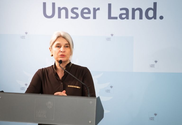 Mikrobiologin Cornelia Lass-Fl&ouml;rl &uuml;ber Covid-Eind&auml;mmung