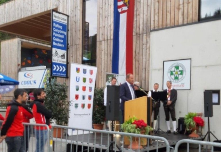 Neuer Standort der Bergrettung Lienz feierlich er&ouml;ffnet