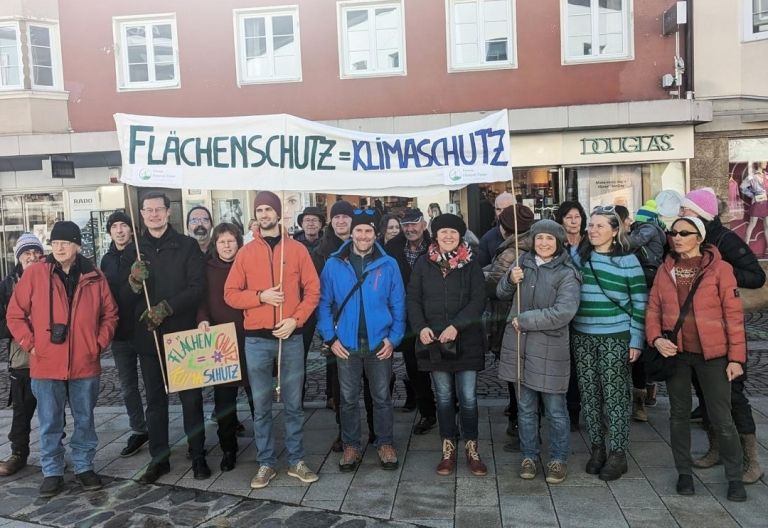 Protest und Petition gegen M&ouml;belix-Neubau