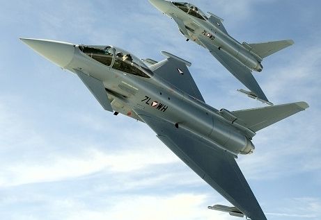 Eurofighter-Piloten trainieren schneller als der Schall