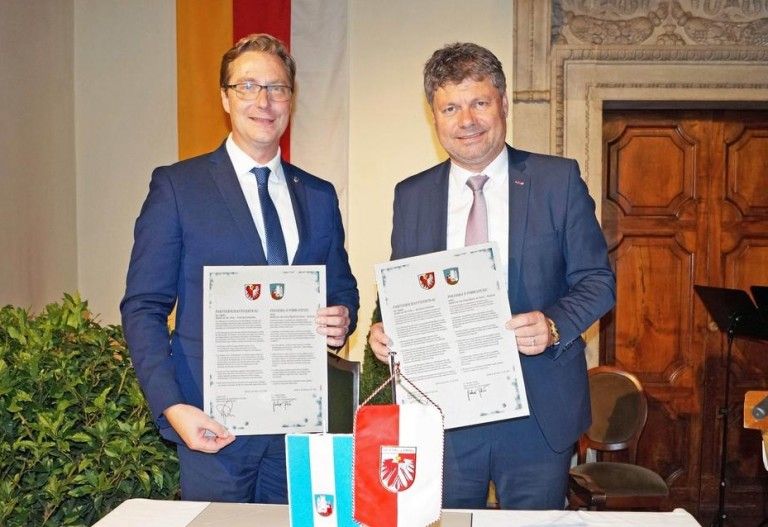 Stadt Spittal unterzeichnet dritten Partnerschaftsvertrag