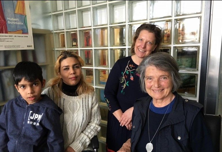 Osttiroler Frauen helfen gefl&uuml;chteten Frauen