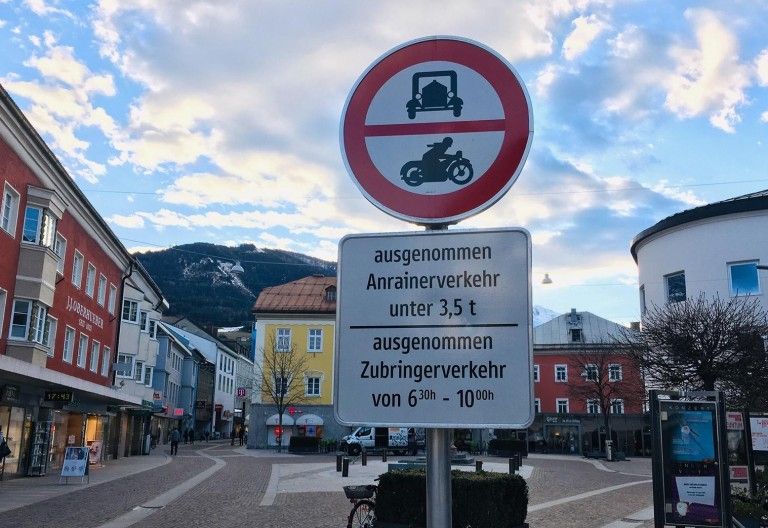 Verordnungschaos um Begegnungszone in Lienz