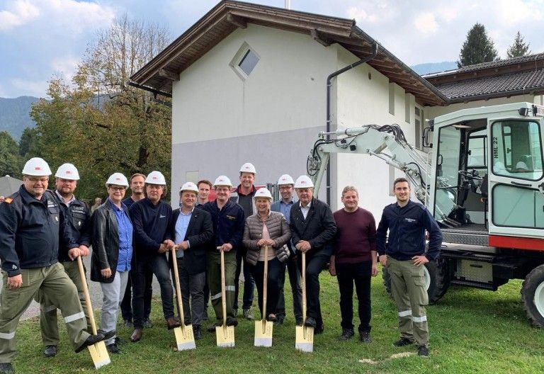 Spatenstich f&uuml;r das Feuerwehrhaus in Egg 