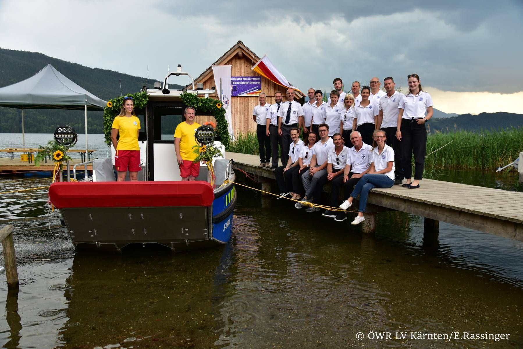 Das Team der Einsatzstelle D&ouml;briach mit 'Valeria&ldquo;.