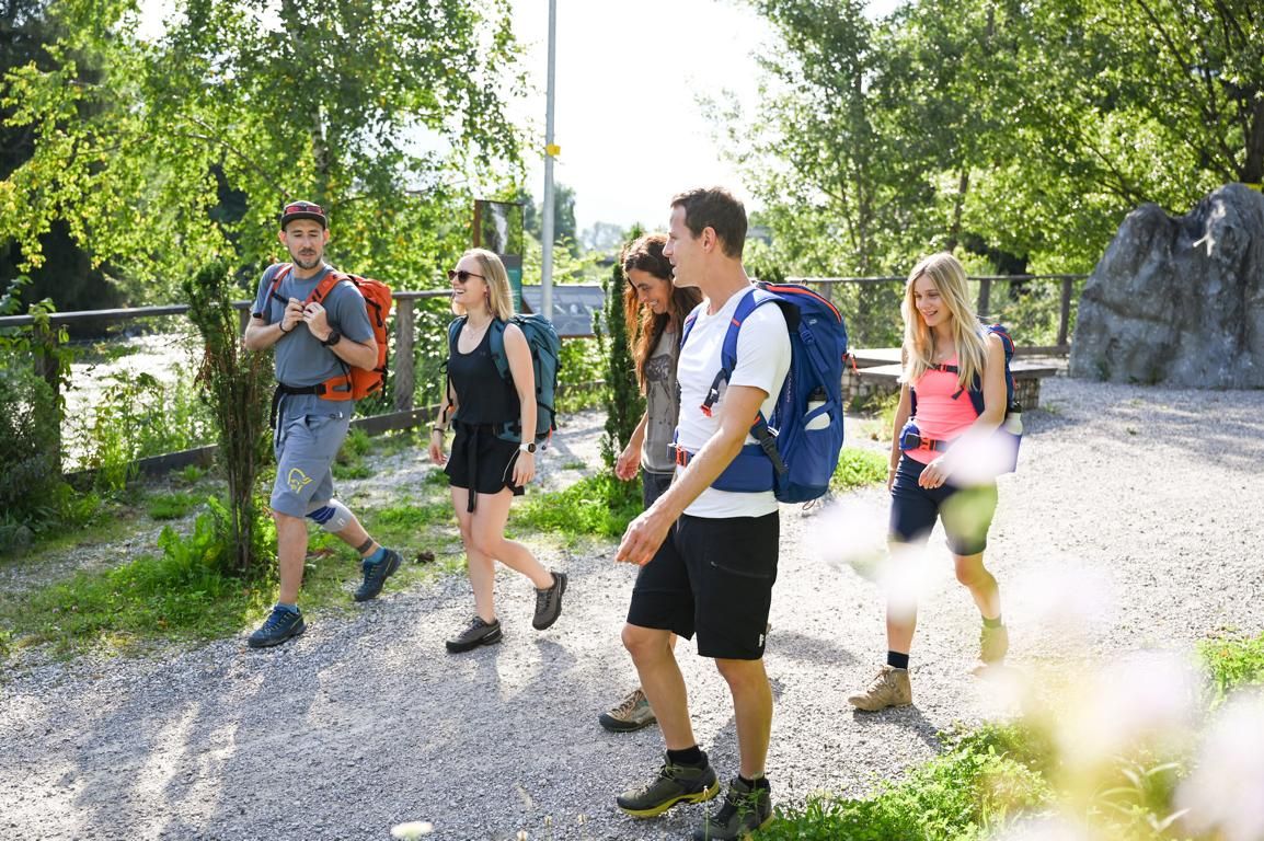 An der Einm&uuml;ndung der Isel in die Drau beginnt der Iseltrail. An den ersten beiden Tagen begleitet Evelin Gander die "Traumpaare", Foto: TVBO/Wagner