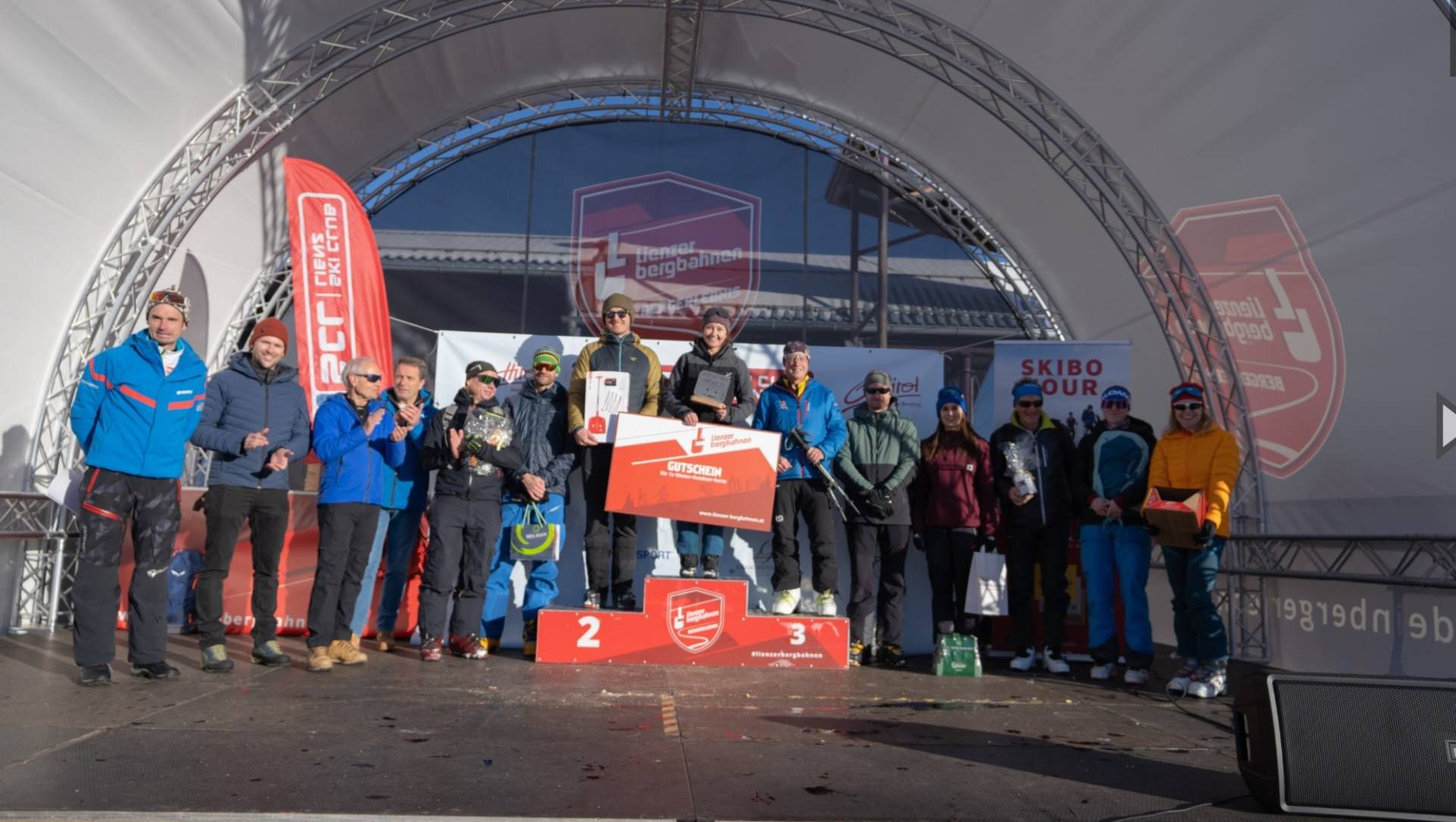 Hobby-Klasse:  1. Rang Hintertholzer Julia 2. Rang. Maier Niklas 3. Rang M&uuml;hlmann Sepp
&sbquo;Ehreng&auml;ste: Mutschlechner Stefan SCL, T&ouml;lderer Mario LBB, Fr&ouml;mel Werner Skibo, Theurl Franz &rsquo;TVBO. Foto: SCL