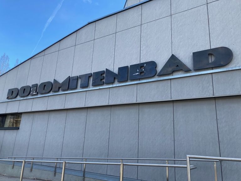 Keine Gastronomie im Dolomitenbad: P&auml;chterIn gesucht