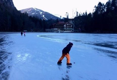 Tristacher See zum Eislaufen freigegeben