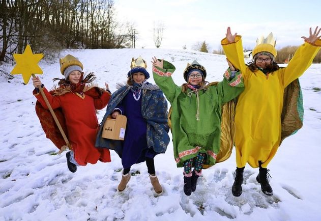 Sternsinger sind wieder f&uuml;r Menschen in Not unterwegs