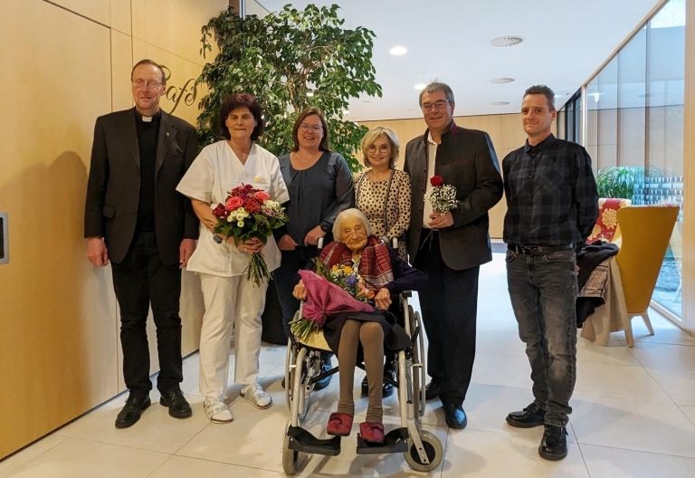 Runder Geburtstag - Ein Jahrhundert voller Erinnerungen