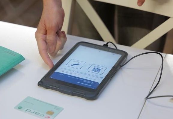 Testbusse statt Teststra&szlig;en