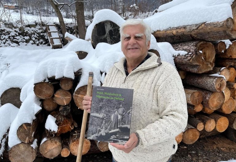 Josef  Kalser pr&auml;sentiert sein neues Buch