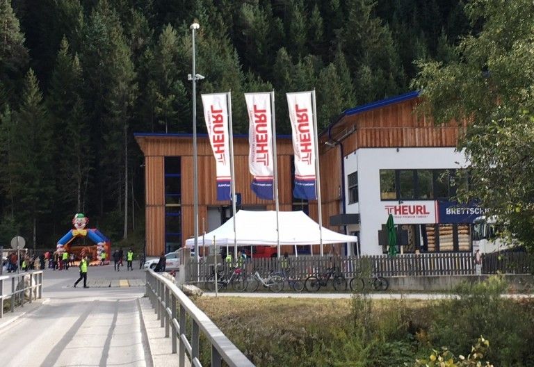 Tag der Offenen T&uuml;r im Brettschichtholzwerk