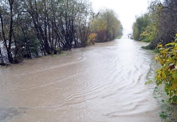 Neubau der Amlacher Stra&szlig;e beseitigt Hochwassergefahr