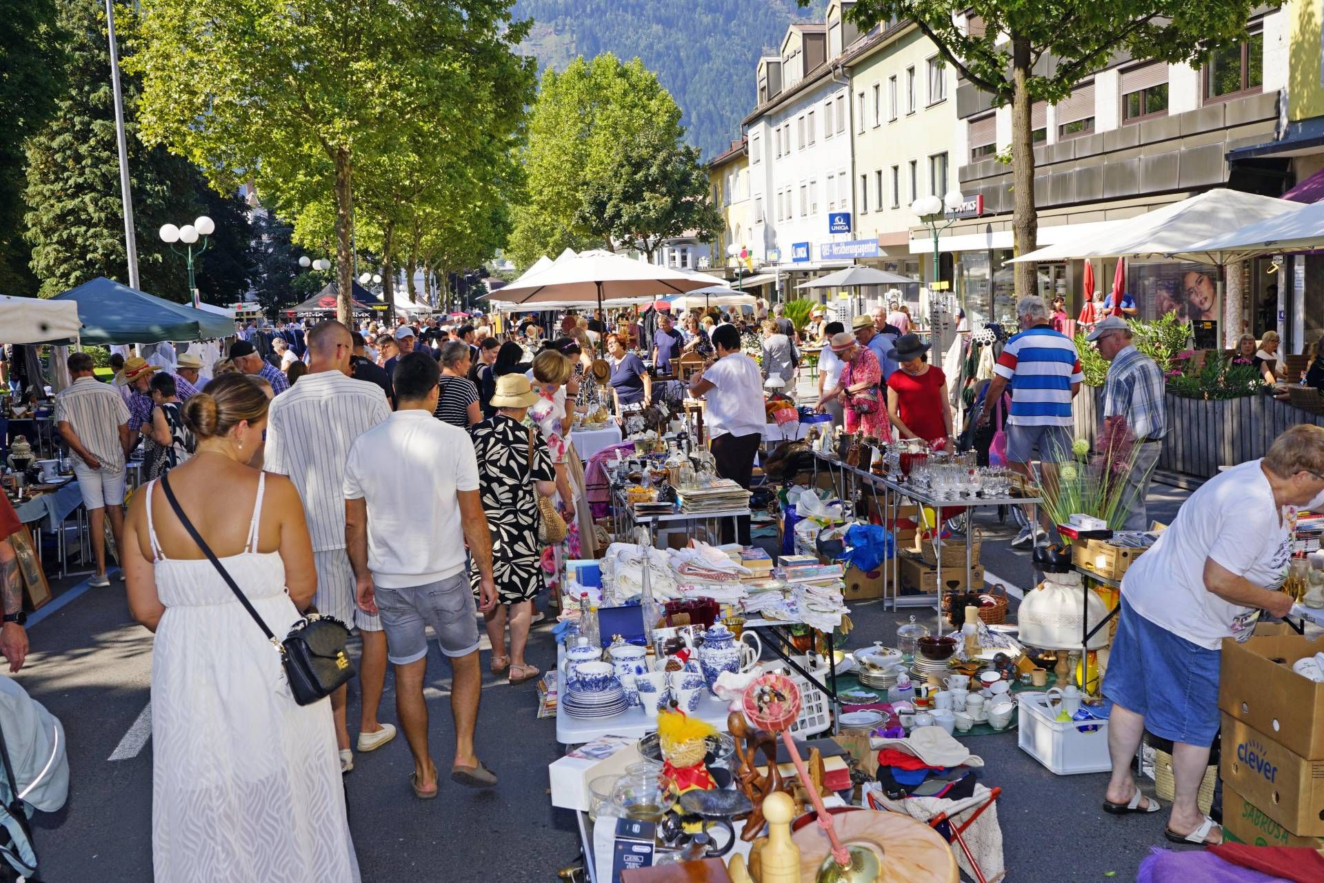 Sommerflohmarkt.