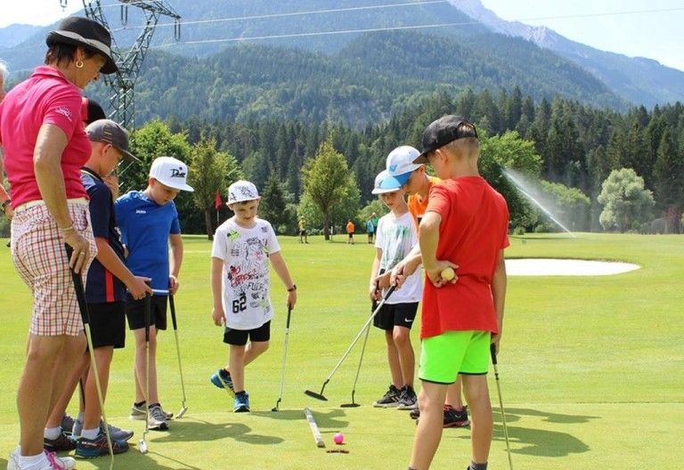 Schulgolftag in Berg
